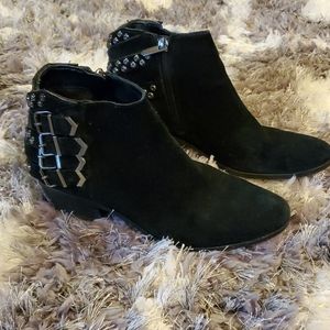 Adorable black Sam Edelman boots
